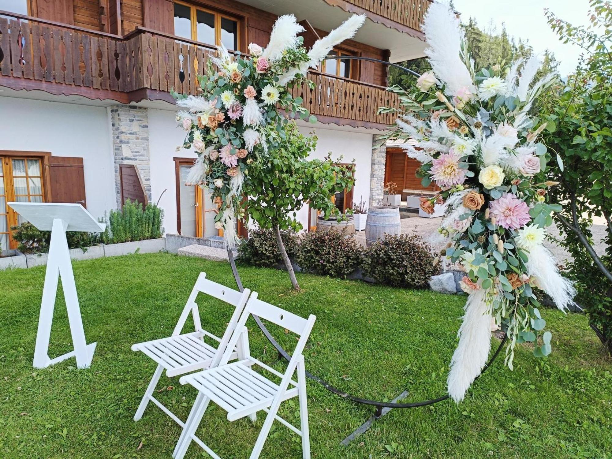 Hotel Chalet Royal ヴェゾナ エクステリア 写真