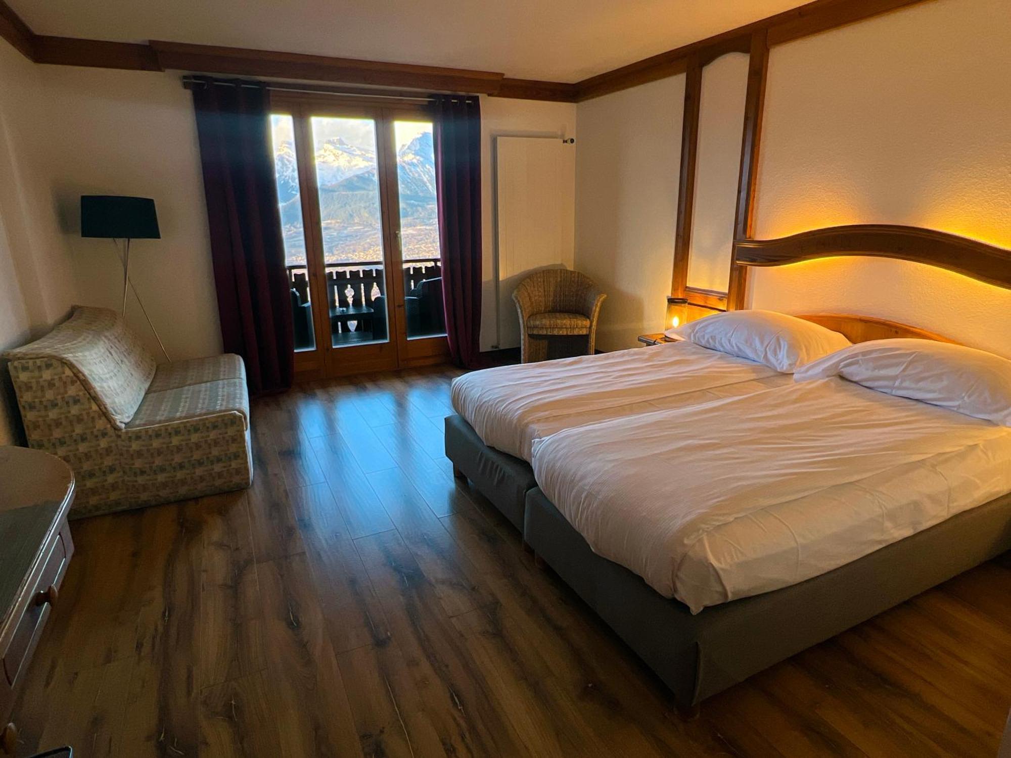 Hotel Chalet Royal ヴェゾナ エクステリア 写真