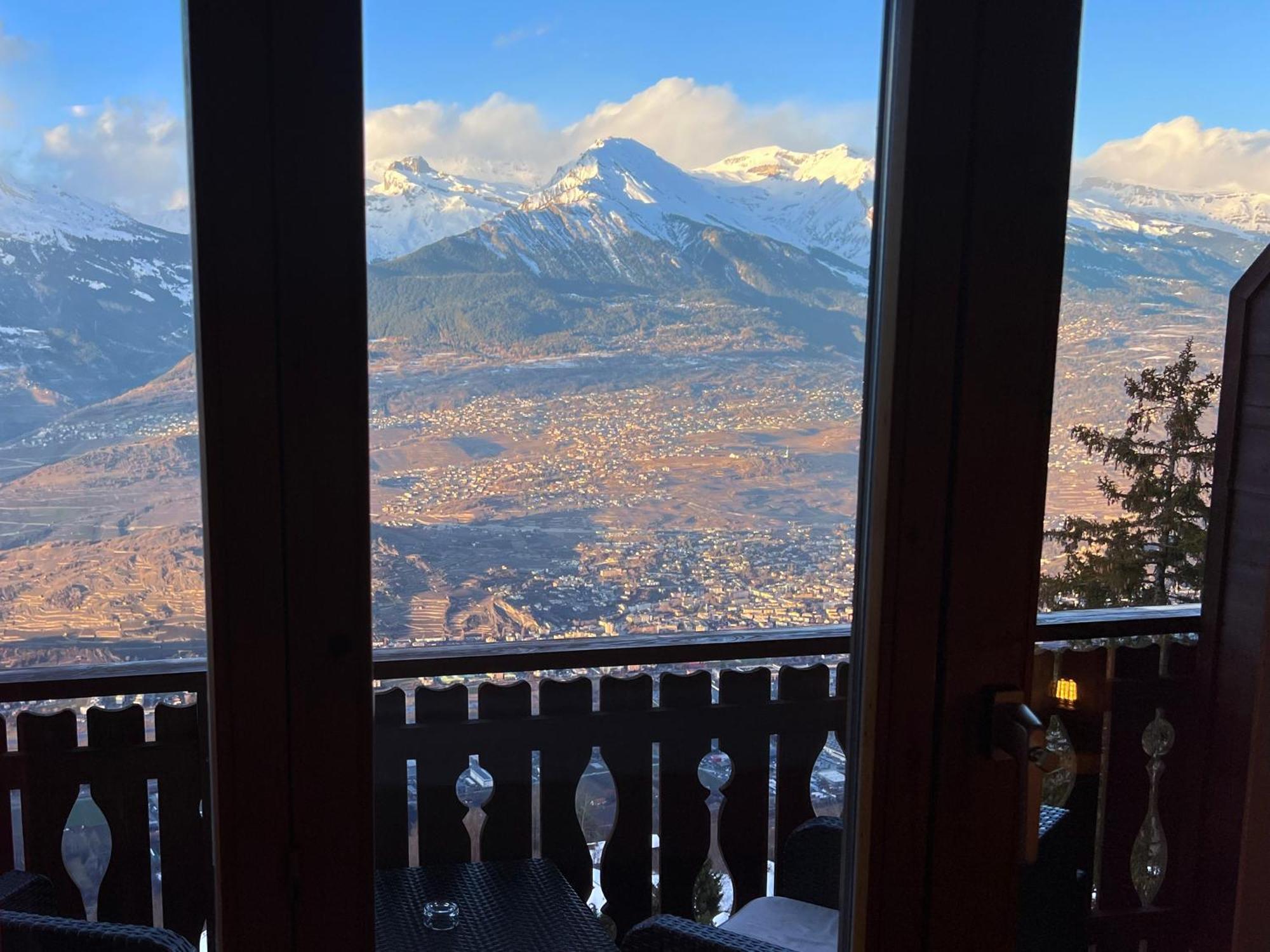Hotel Chalet Royal ヴェゾナ エクステリア 写真