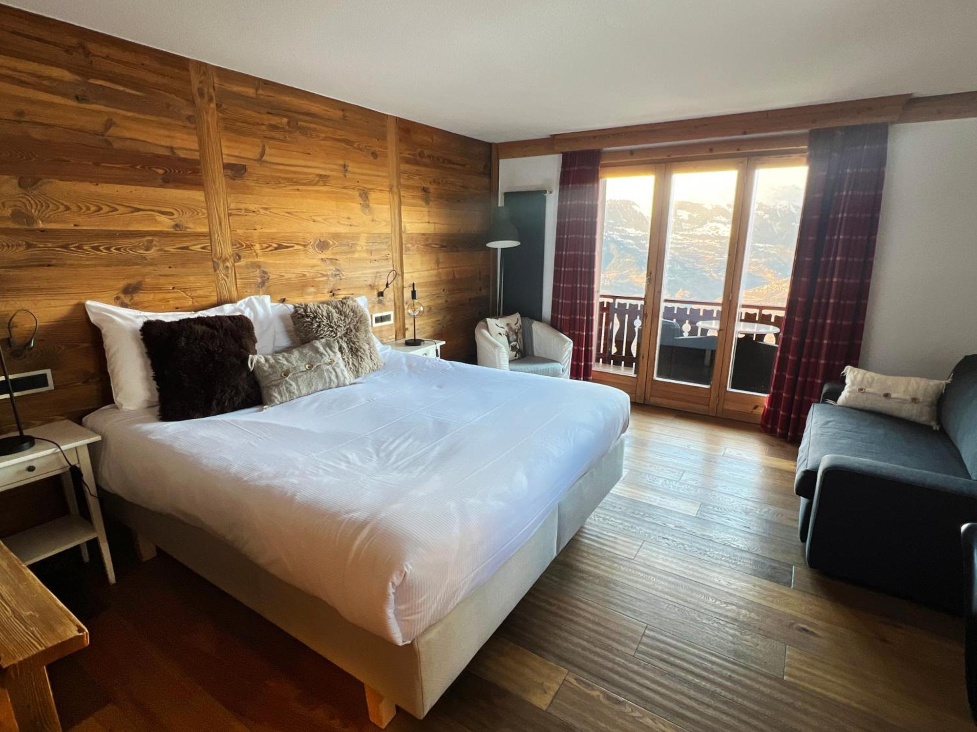 Hotel Chalet Royal ヴェゾナ エクステリア 写真