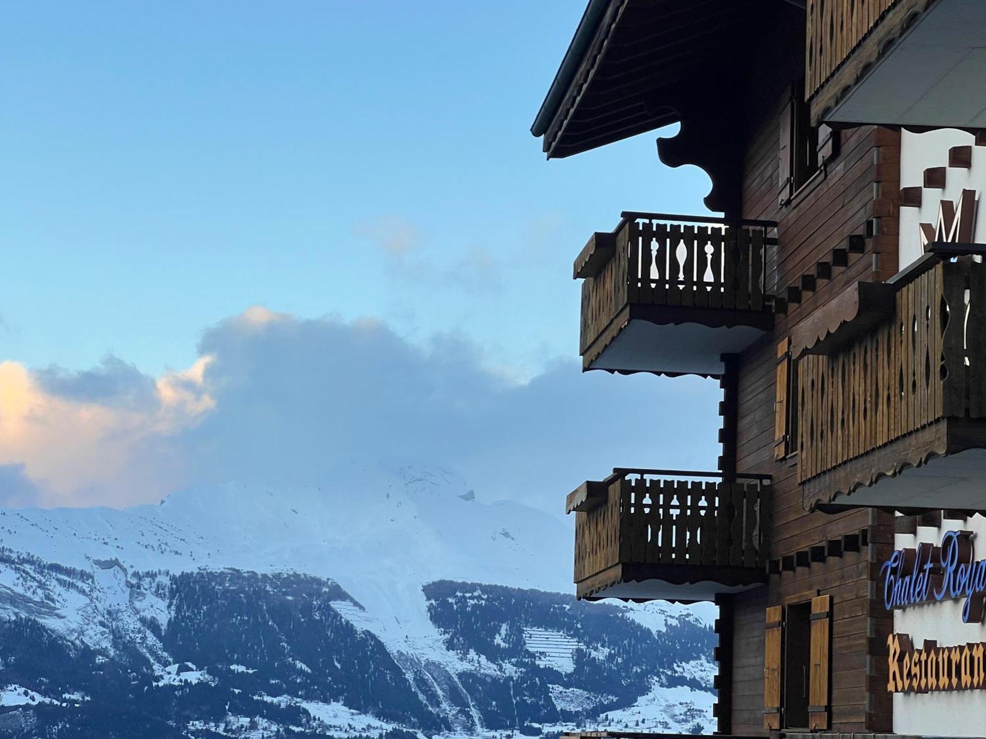 Hotel Chalet Royal ヴェゾナ エクステリア 写真